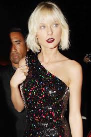 Taylor Swift S Greatest Hair Beauty Moments Taylor Swift Bleached Hair New Hair Colors Bleached Hair