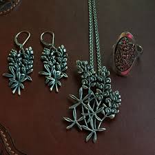 Maybe you would like to learn more about one of these? James Avery Bluebonnet Set James Avery Blue Bonnets Fabulous Jewelry