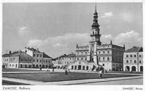 Ogród zoologiczny w zamościu) is a zoological garden located in the city of zamość, lublin voivodeship in poland.it was established in 1918 and currently contains 2524 animals and 312 species covering the area of approximately 13 hectares. Rosa Luxemburg And Jewish Zamosc Rosaluxemburgblog