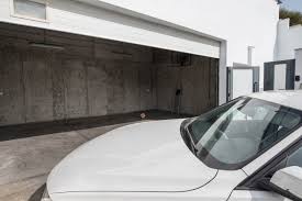 Minimalist stone house open courtyards simple. Villa Esperanza Grandesvillas