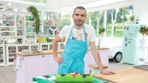 Et qui verra ses rêves de victoire s'envoler ? M6 Jean Pierre De Betton En Demi Finale Du Meilleur Patissier Rennes Maville Com