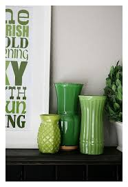 Paint The Inside Of Your Old Yucky Clear Vases Brilliant Diy St Patricks Day Decor St Patrick S Day Decorations Crafts