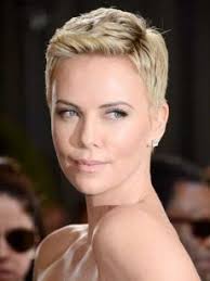 стрижки для тонких и редких волос и круглого лица Strizhki I Pricheski Dlya Tonkih I Redkih Volos Bolee 200 Foto Goldy Woman Zhenskij Onlajn Zhurnal Korotkie Strizhki