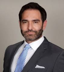 Erik Lutz's Instagram, Twitter & Facebook