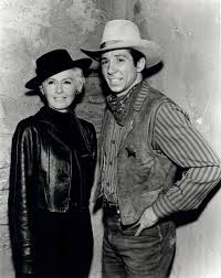Barbara Stanwyck And Johnny Crawford On The Big Valley Johnny Crawford Old Movie Stars Tv Westerns