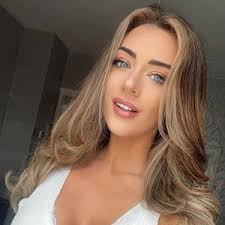 Jessica (@whereisjessica_x)