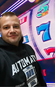 Bluza z kapturem Automaty