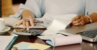Folha de pagamento é uma lista da remuneração paga aos trabalhadores de uma instituição, 1 ou ainda do conjunto de procedimentos trabalhistas efetuado pela empresa para fazer o pagamento ao empregado. Saiba Como Fazer E Calcular A Folha De Pagamento Planilha Gratuita