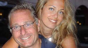 I due stanno insieme dal 2002 e insieme hanno avuto tre figli. Chi E Sonia Bruganelli Eta Lavoro Figlie E Curiosita Sulla Moglie Di Bonolis