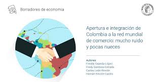 .que colombia alcanzó un superávit en su balanza comercial de us$2.279 millones en el año 2.011, dicho saldo comercial las ventas externas colombianas hacia sus principales socios comerciales representaron el 62% del total de las exportaciones de colombia en 2.012 y en. Banco Republica Pa Twitter Investigacionesbanrep Entre 1995 Y 2016 Colombia Aumento El Numero De Socios Comerciales Y El Valor De Las Exportaciones E Importaciones Pero No Logro Un Rol Mas Central