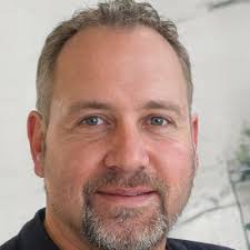 Tony Chestnut (@_TonyChestnut)