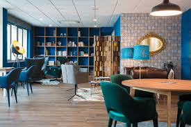 A Tour Of Avila Spaces Lisbon Coworking Space Officelovin Coworking Space Design Coworking Space Coworking