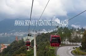 Kelana jaya line) ialah salah satu dari dua buah laluan transit aliran ringan di sistem transit bersepadu lembah klang yang dikendalikan oleh rapid rail, di samping laluan ampang dan laluan sri petaling. April 2017 Jmr23