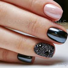 30 دیزاین ناخن کاملا مشکی و الهام گرفته شده از کت واک های معروف Pink Glitter Nails Black Nails With Glitter Black Nail Designs