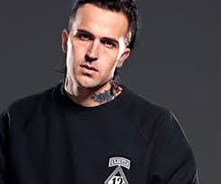 Kool Cat's Instagram, Twitter & Facebook