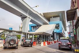 Vai meklējat naktsmītni ar brokastīm, hosteli. Taman Pertama Mrt Station Big Kuala Lumpur