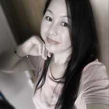 Wow! I've never thought that apple sugar would be this expensive! I  remember eating this fruit a long time ago. It was juicy and sweet.  However, with this price, I'll just eat