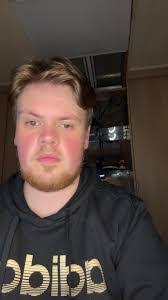 Ian Weiser's Instagram, Twitter & Facebook