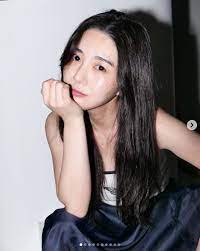 #tw depression #kwon mina #mina #aoa #i tried holding back tears reading everything but this made me break down sobbing. Former Aoa Member Kwon Mina Updates Instagram Revealing Why She Unfollowed The Other Members Koreaboo
