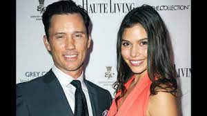 Jeffrey thomas donovan is an american actor. Jeffrey Donovan Wife Kids Siblings Parents Family Members Youtube