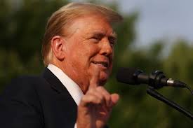 Trump targets blue voters in Bronx, Democrats