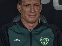 Sava, tras la victoria frente a River: Un premio a la entrega y sabíamos  que nos iba a costar :: Olé - ole.com.ar