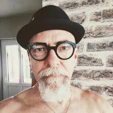 Als Leihspieler wechselte Siebe Van der Heyden in der Winterpause vom RCD  Mallorca ans Millerntor. Der Verteidiger überzeugte in den vergangenen  Monaten und trug mit viel Einsatz und Leidenschaft zum Klassenerhalt bei.