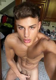 Yarik - Twitter profile - Hot content