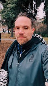 Can you guess where we’re playing a show tonight? Love this town #nateamor  #tso #tour #concert #singer