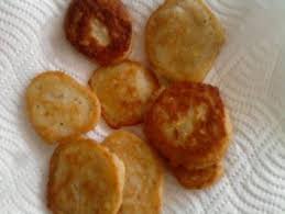 Akara Nigerianische Wurzige Bohnenballchen Rezept Mit Bild Rezept Rezepte Lebensmittel Essen Nigerianische Rezepte