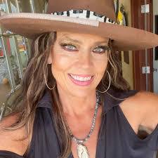 Heather Stackhouse's Instagram, Twitter & Facebook