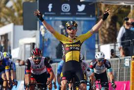 Wout van aert denies tom pidcock by millimetres. Tirreno Adriatico Wout Van Aert Gewinnt Sprint Zum Auftakt Cyclingmagazine