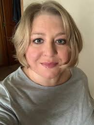 Simple Life of a 71-year-old Woman: Silence, Reading, and Meditation