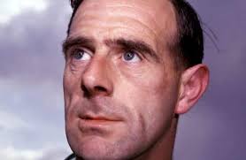 Ronnie Simpson's Instagram, Twitter & Facebook