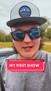 THIS IS A FREE SHOW THERES NO TICKET NEEDED BE THERE OR BE SQUARE!!! I will  see yall