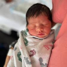 Becky (Wade) Firth (@beckyswade) • Instagram photos and videos