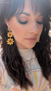 Here is the finished look!😊 🤔Which shade is your FAVORITE? A: Rose Gold  Glowify Eyeshadow Stick B: Vintage Rose HydraMatte C: Marshmallow Shimmer  ShadowSense D: Pink Posey ShadowSense