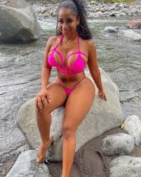 Shaniki Hernandez on X: Happy Sunday 😘 Which picture wins 1, 2 or 3?  Check out for more on my onlyfans or fansly👇👇👇 t.coegRl9gkcVH  t.coOgWzgmixw7  X