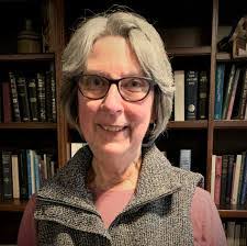 Kelly Sprinkle's Instagram, Twitter & Facebook