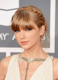 Miley Cyrus Wears Bangs Long Hair In Mac Viva Glam Promo Taylor Swift Hair Hairstyle Hair Styles
