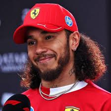 Female racing pioneer Mary McGee got to meet her favourite F1 driver ❤️