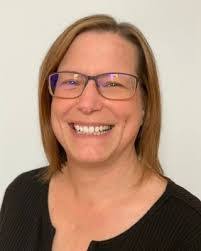 Heather Gunderson's Instagram, Twitter & Facebook