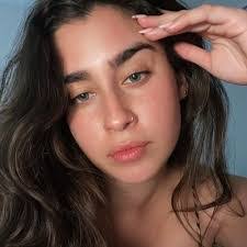 Katarina Tran's Instagram, Twitter & Facebook