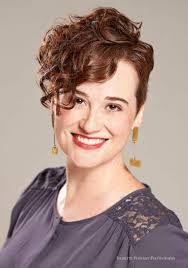 Kelly Fairman's Instagram, Twitter & Facebook