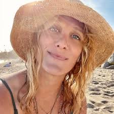 Annie Edmonds (@_annie_edmonds_) • Instagram photos and videos