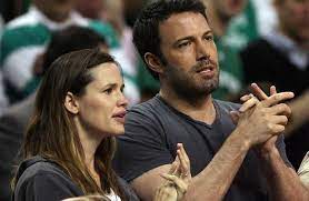 Affleck has said that his divorce from garner was the biggest regret of his life. Nach Alkoholruckfall Ben Affleck Zieht Wieder Bei Jennifer Garner Ein