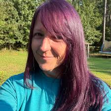 ISO-good hair salon that is not hard to get an appointment