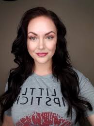 Late nights at the salon means handtied extension install day🍒