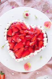 Erdbeer Herz Torte Backen Macht Glucklich Rezept Rezepte Muttertagskuchen Torte Ohne Backen