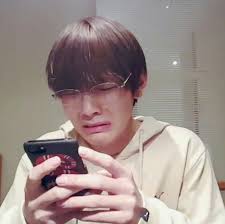 When You Find Out That Your Favorite Kpop Group Has A Comeback And You Have No Moneyyy Taehyung Funny Bts Face Bts Memes Hilarious